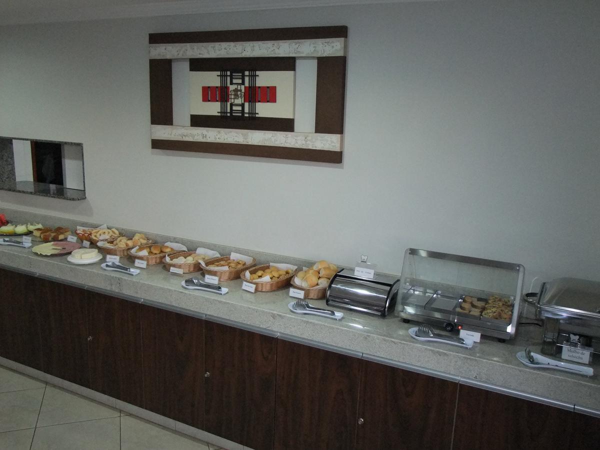 Beira Lago Palace Hotel Morrinhos  Bagian luar foto