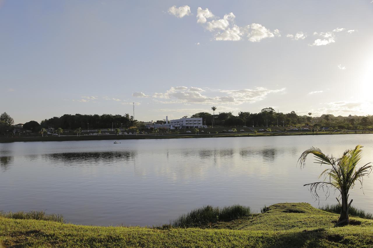 Beira Lago Palace Hotel Morrinhos  Bagian luar foto