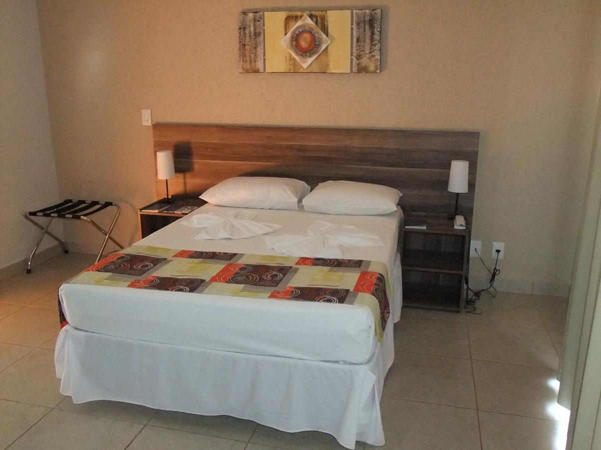 Beira Lago Palace Hotel Morrinhos  Bagian luar foto