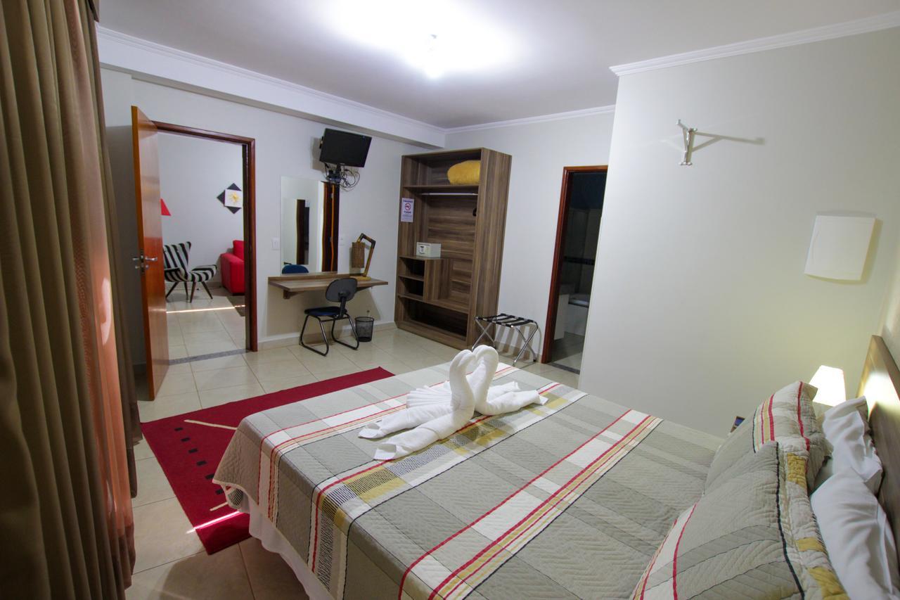 Beira Lago Palace Hotel Morrinhos  Bagian luar foto