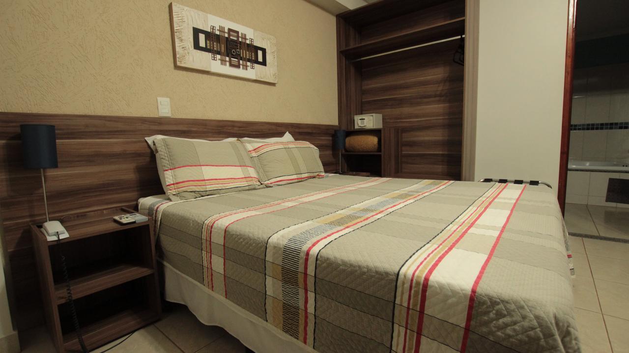 Beira Lago Palace Hotel Morrinhos  Ruang foto